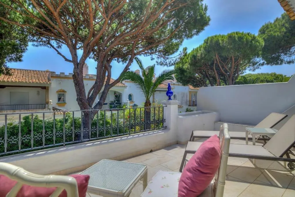 Marbella, Close To The Beach, Shared Pool, 5 Bedrooms Сasa de vacaciones Marbella