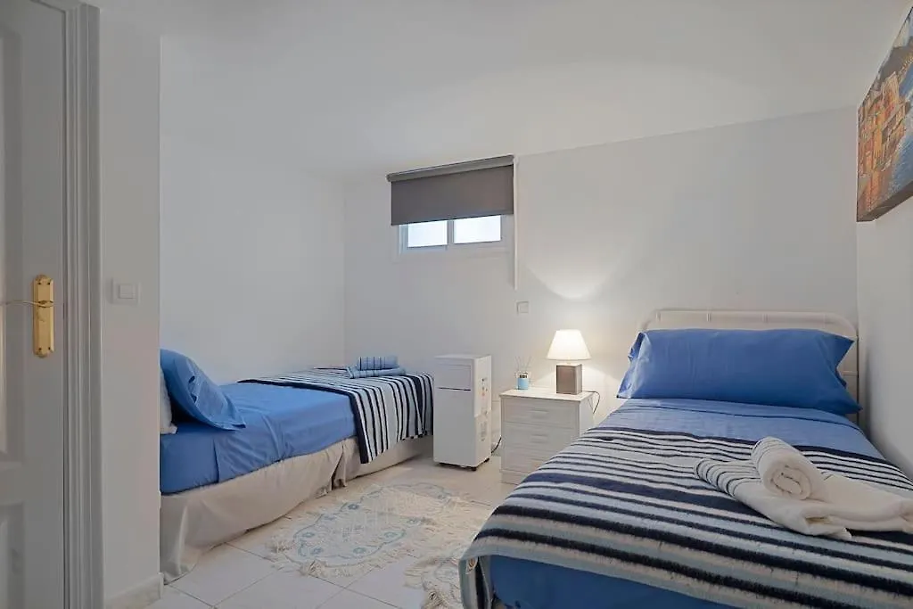 Marbella, Close To The Beach, Shared Pool, 5 Bedrooms Сasa de vacaciones